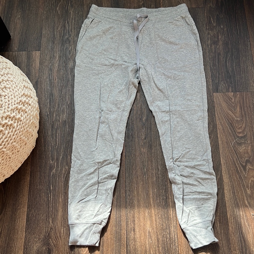 Amazon Essentials Gray Sweats